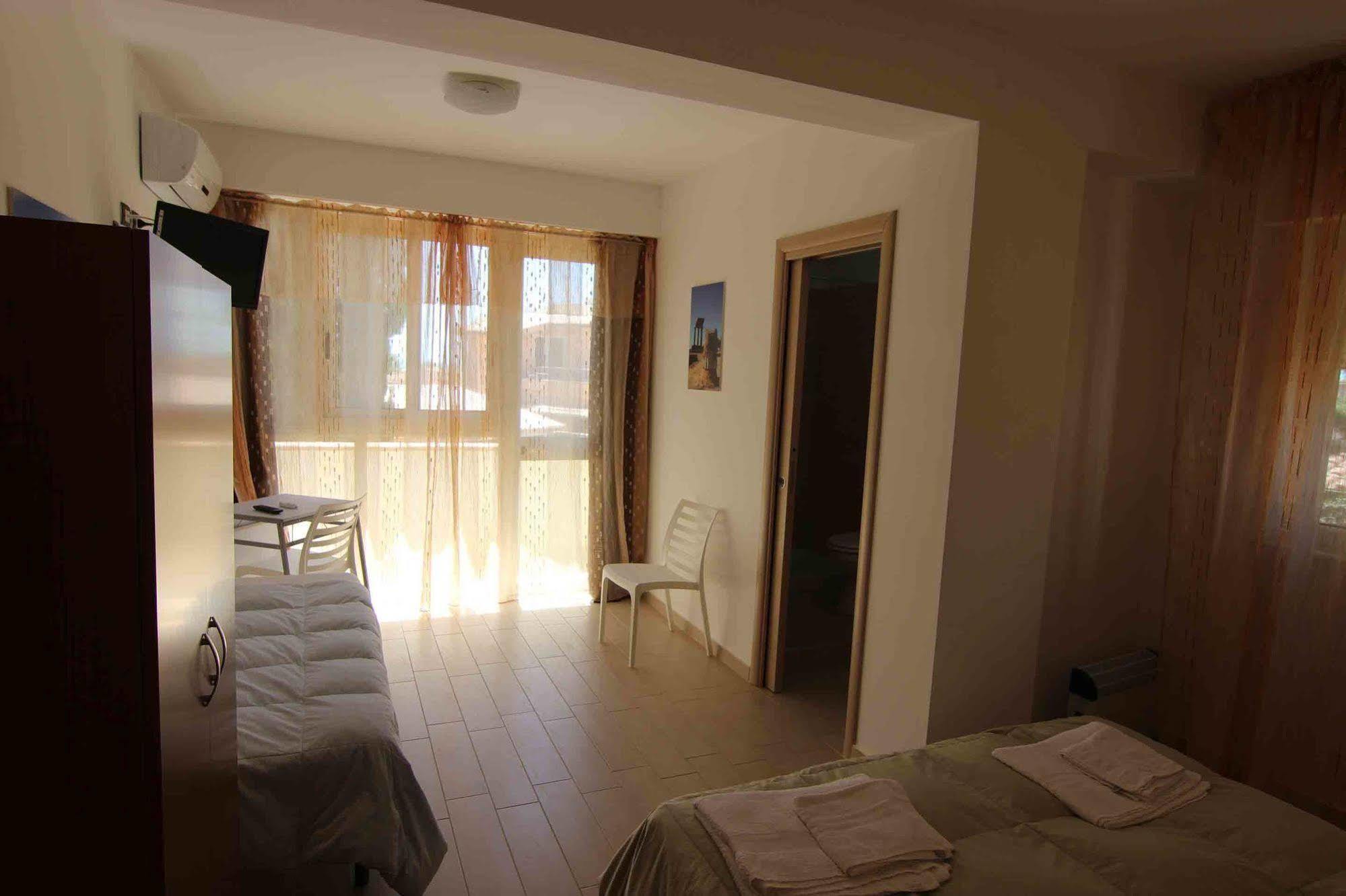 B&B Le Dune Beach Сан Леоне Екстериор снимка